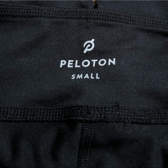 Peloton Black Core Logo Leggings Size Small - Picture 4 of 7